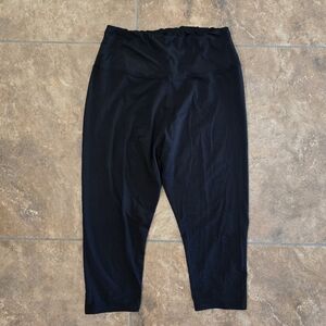 Black Basic High Waisted Comfort Capri